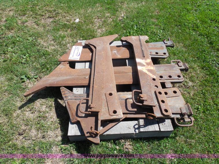 image for item G8509 (5) Maxi-Sneaker plow blades