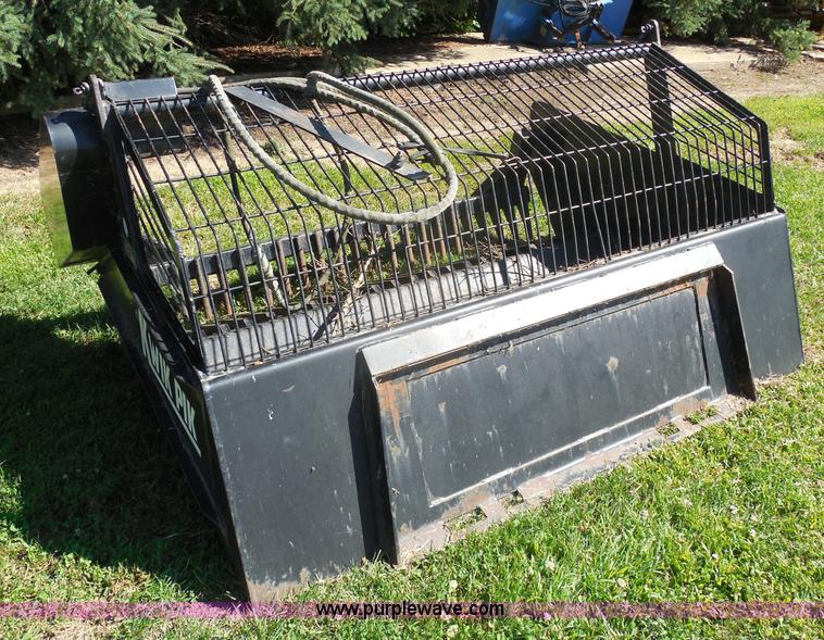 image for item G8528 Loftness Kwik-Pik rock bucket