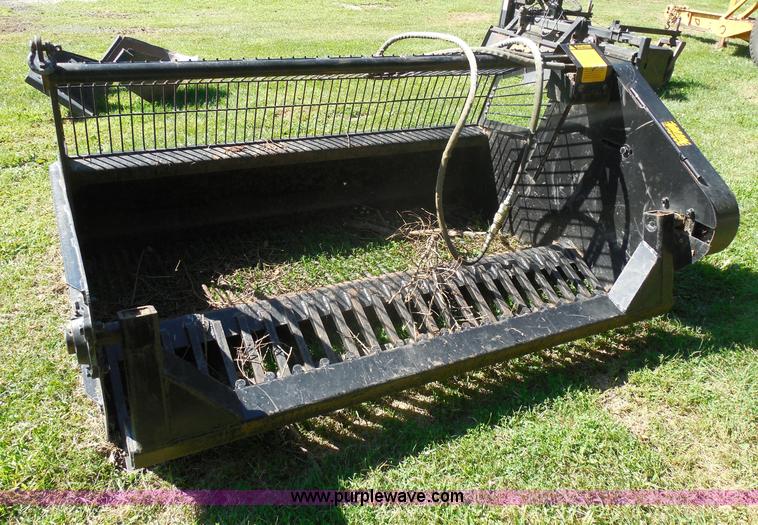 image for item G8528 Loftness Kwik-Pik rock bucket