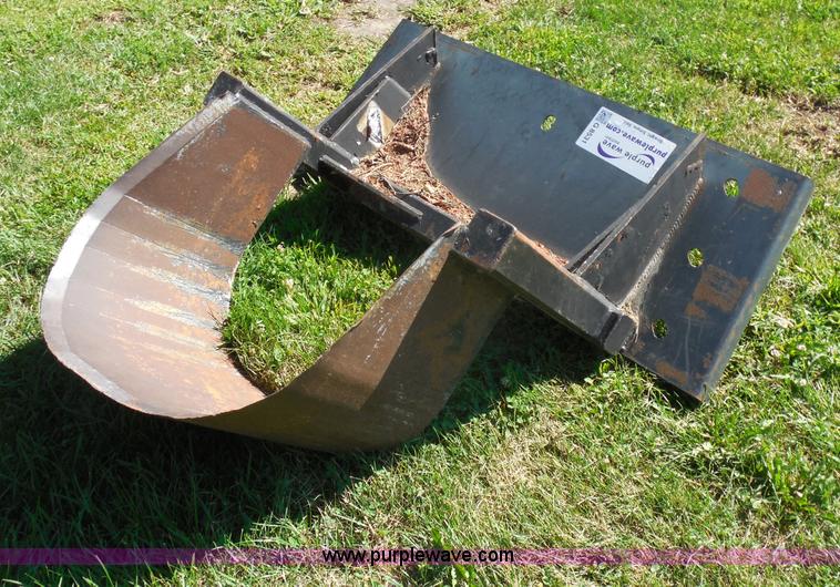 Schutts marvel digger U blade tree digger/planter in Mantorville, MN