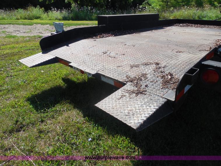 image for item G8535 1994 Better Built 14' trailer