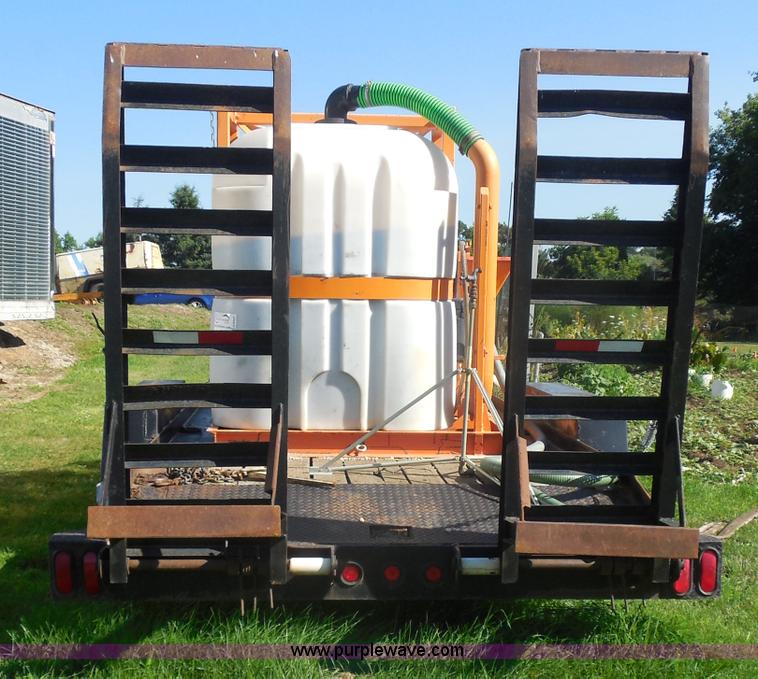 image for item G8538 1993 Towmaster T-18DD trailer