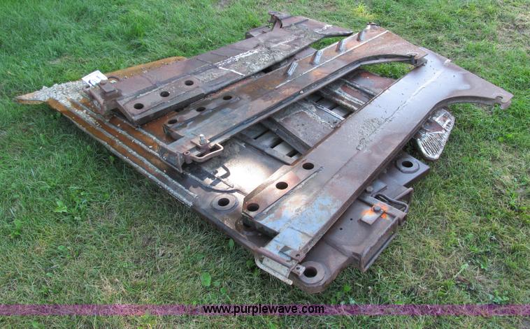 image for item G8548 (6) Case 860 plow blades