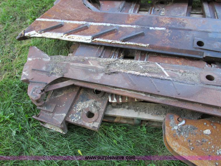 image for item G8548 (6) Case 860 plow blades