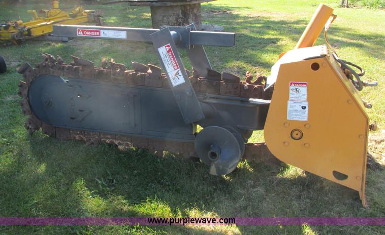 image for item G8555 Case 860 trencher attachment