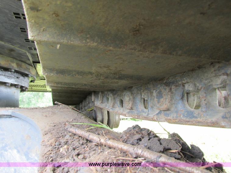 image for item G8952 1995 Case 9010B excavator