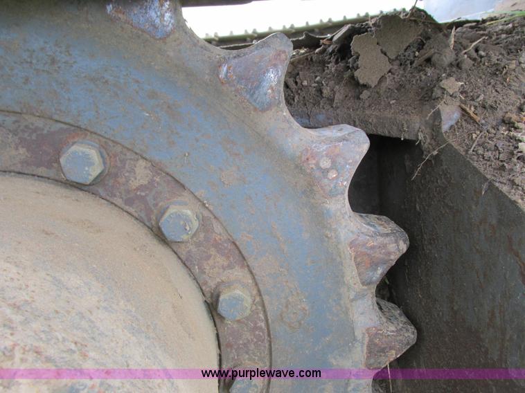 image for item G8952 1995 Case 9010B excavator