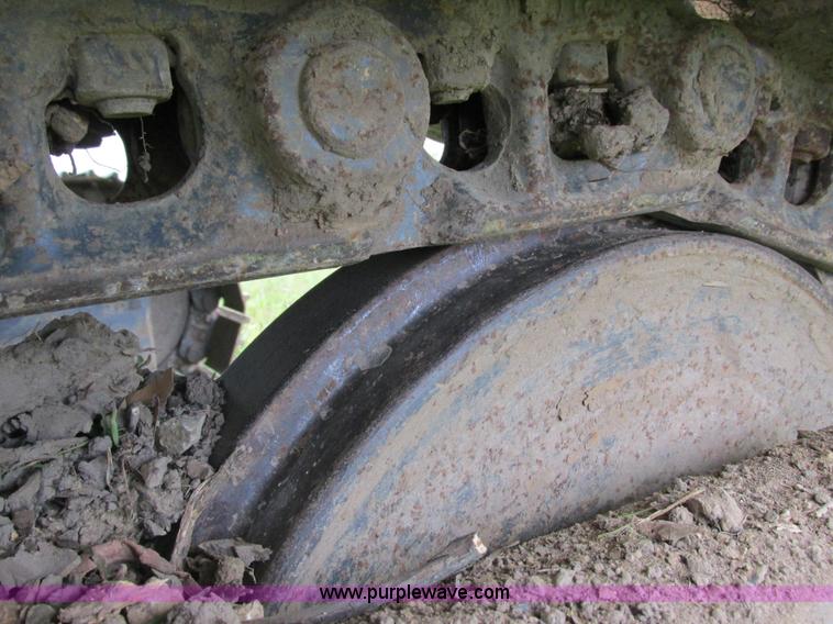 image for item G8952 1995 Case 9010B excavator