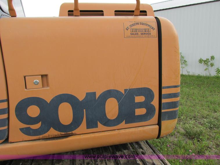 image for item G8952 1995 Case 9010B excavator