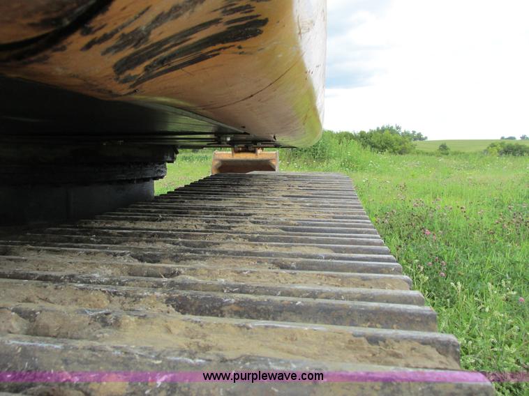 image for item G8952 1995 Case 9010B excavator