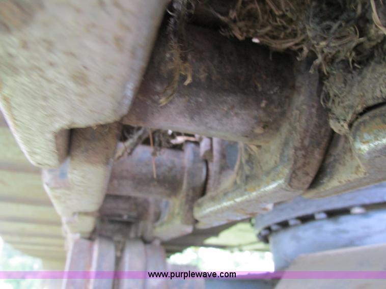 image for item G8952 1995 Case 9010B excavator