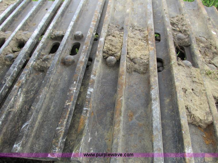 image for item G8952 1995 Case 9010B excavator