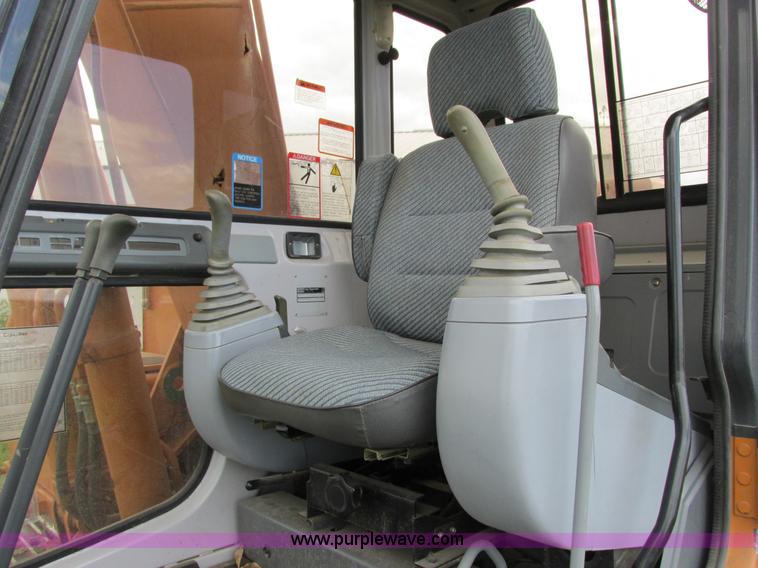 image for item G8952 1995 Case 9010B excavator