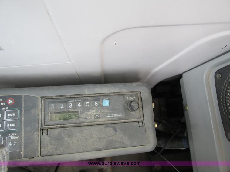 image for item G8952 1995 Case 9010B excavator