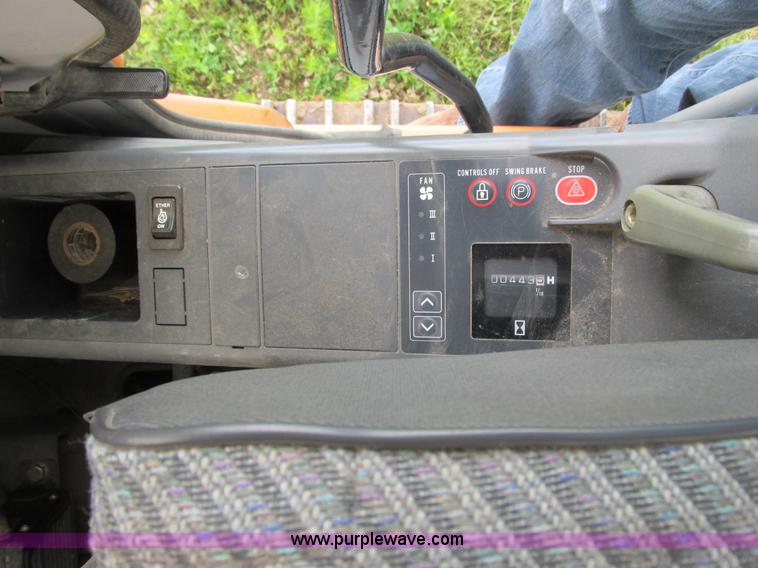 image for item G8952 1995 Case 9010B excavator