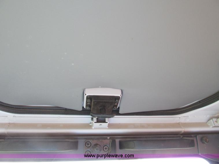 image for item G8952 1995 Case 9010B excavator