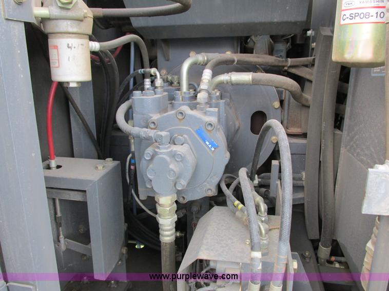 image for item G8952 1995 Case 9010B excavator