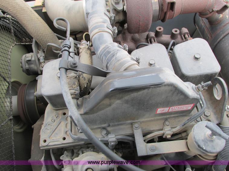 image for item G8952 1995 Case 9010B excavator