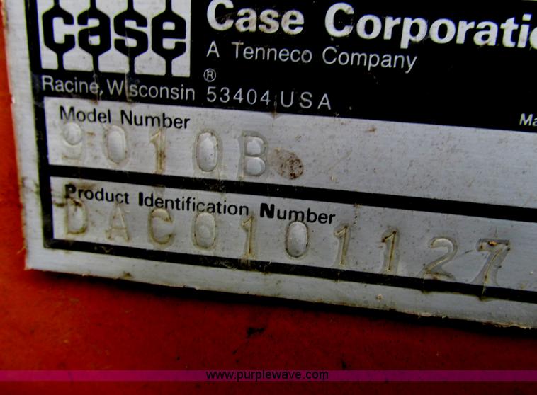 image for item G8952 1995 Case 9010B excavator