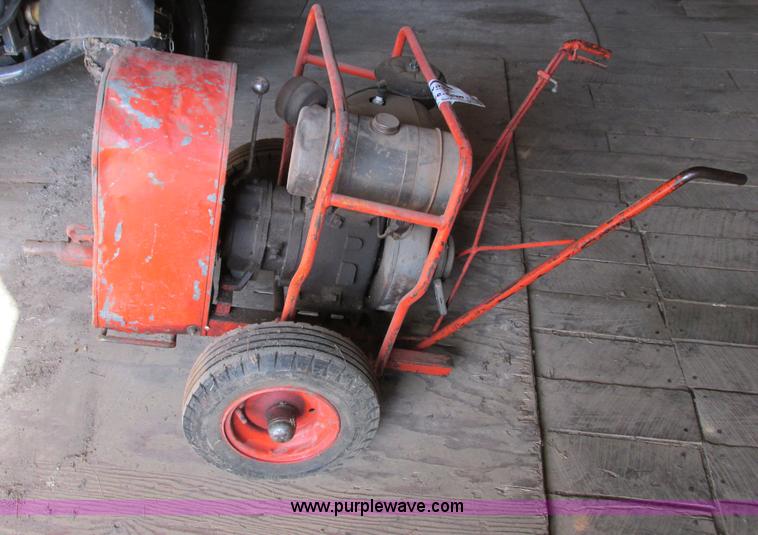 image for item G8953 Drilling mole