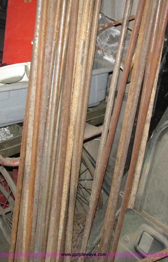 image for item G8953 Drilling mole