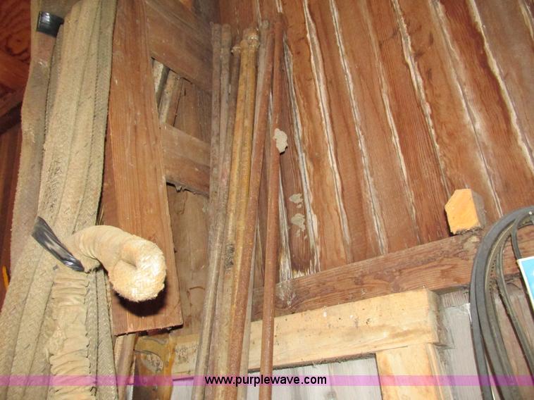 image for item G8953 Drilling mole