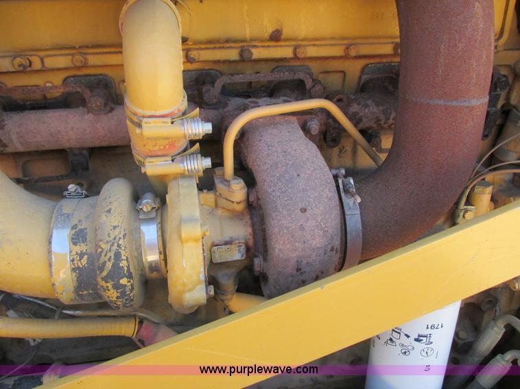 image for item G8973 1995 Caterpillar Delta D5C LGP crawler plow