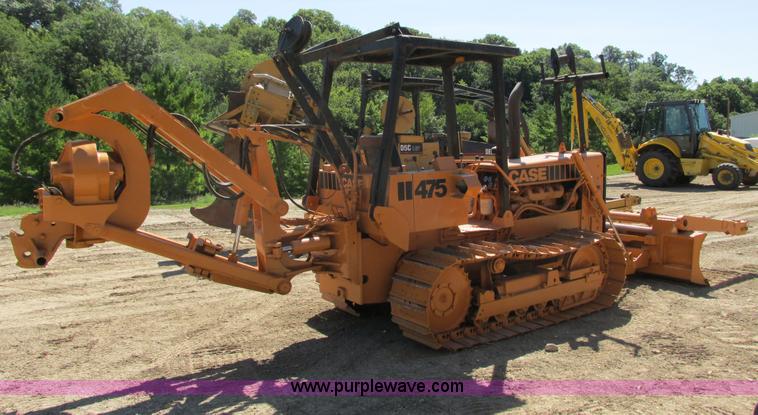 image for item G8974 Case D475 crawler plow