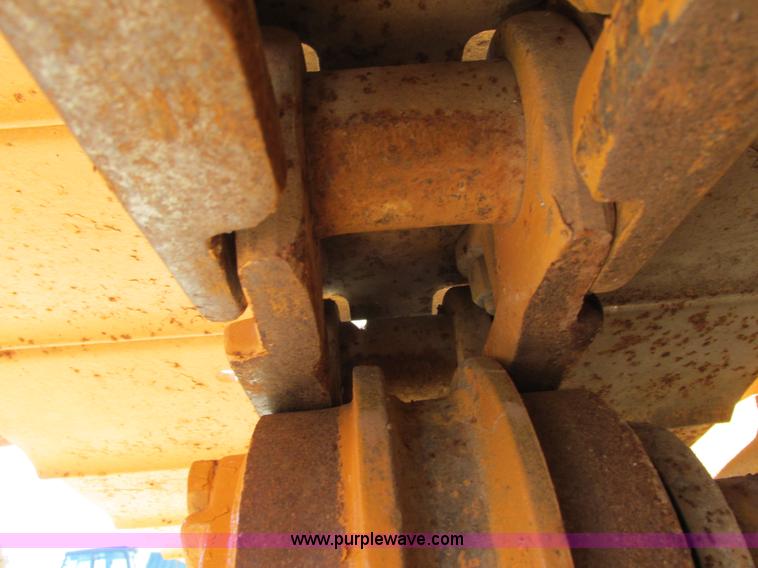 image for item G8974 Case D475 crawler plow