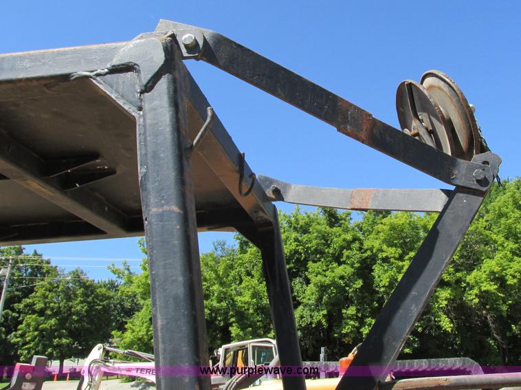 image for item G8974 Case D475 crawler plow