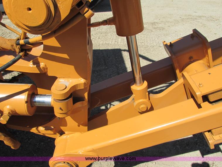 image for item G8974 Case D475 crawler plow