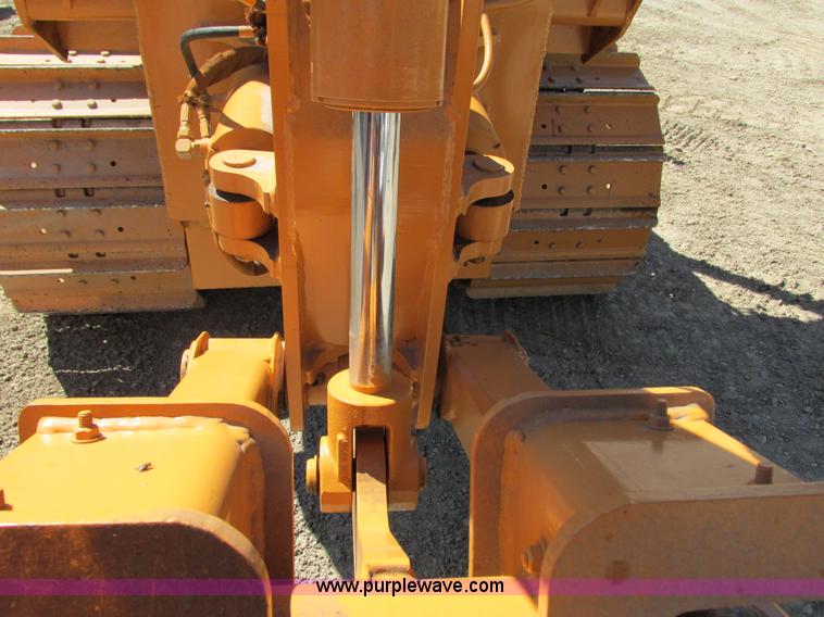 image for item G8974 Case D475 crawler plow