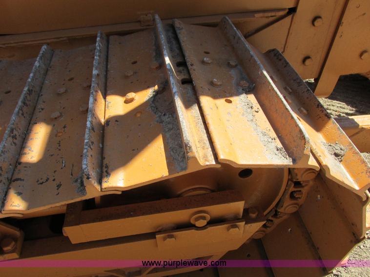 image for item G8974 Case D475 crawler plow