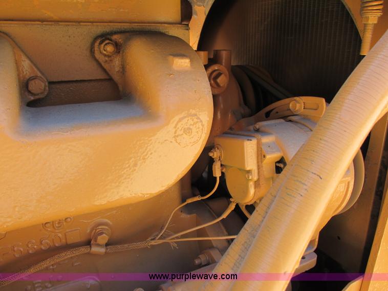 image for item G8974 Case D475 crawler plow