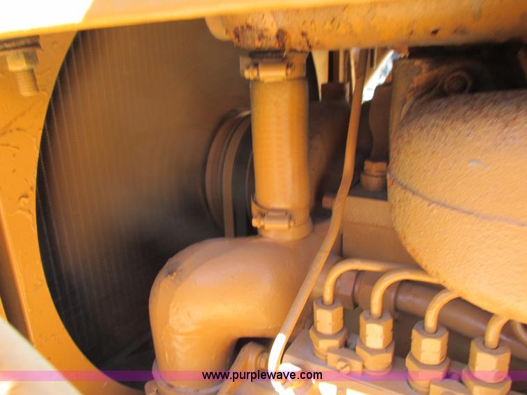 image for item G8974 Case D475 crawler plow