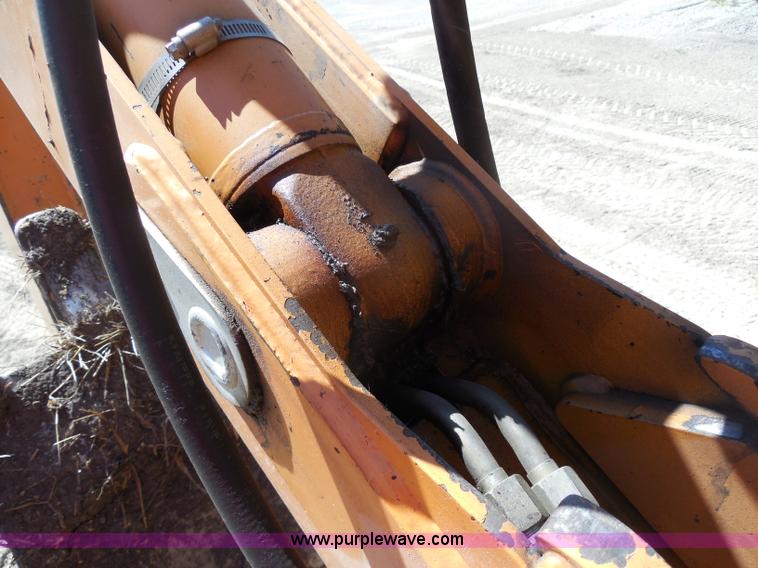 image for item G8975 2001 Case 660 plow