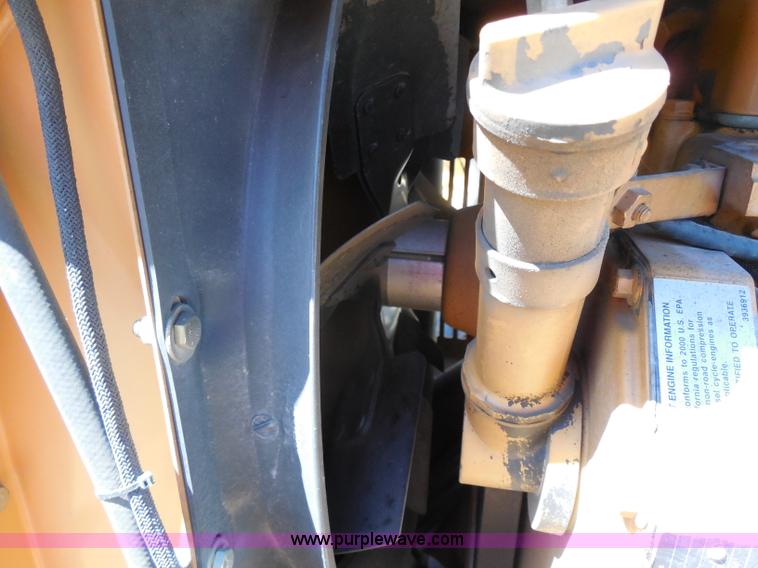 image for item G8975 2001 Case 660 plow