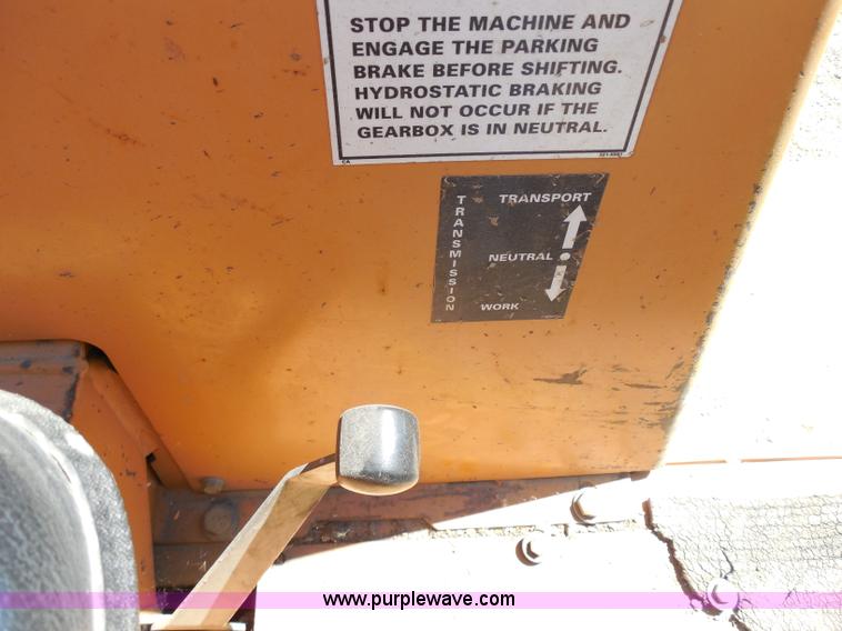 image for item G8975 2001 Case 660 plow