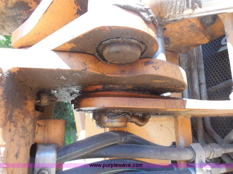 image for item G8976 2001 Case 860 Turbo plow