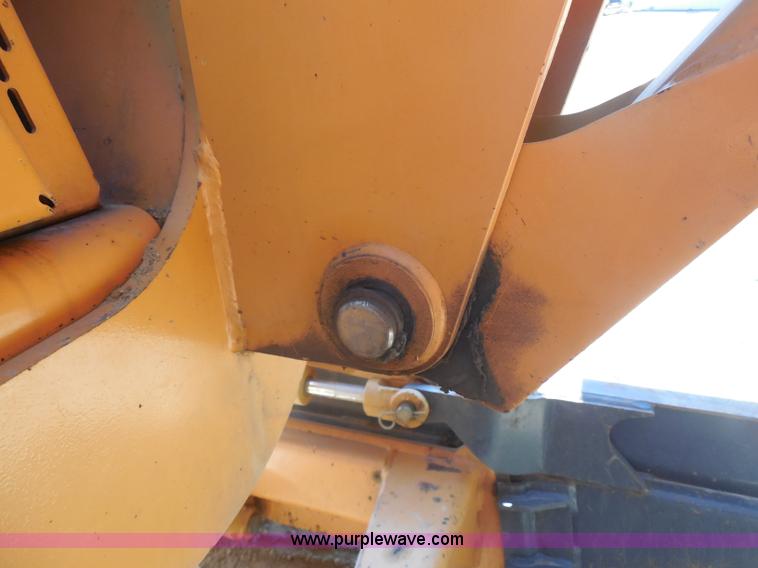 image for item G8976 2001 Case 860 Turbo plow