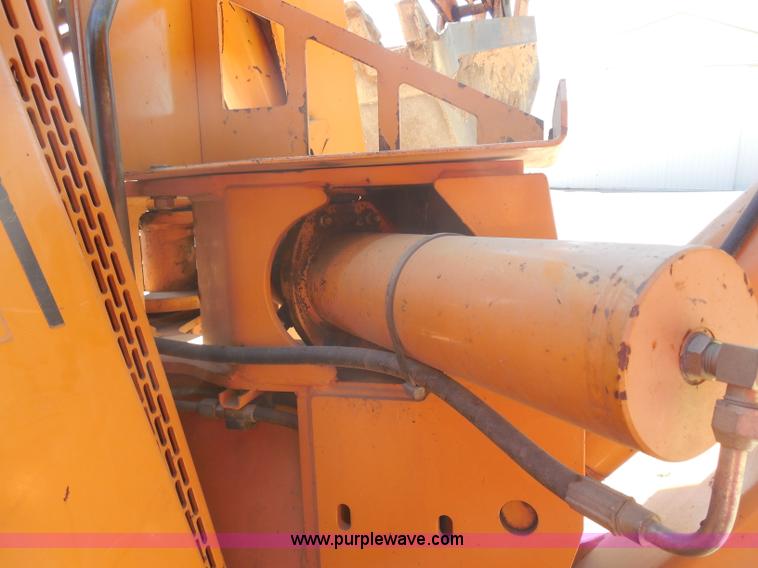 image for item G8976 2001 Case 860 Turbo plow