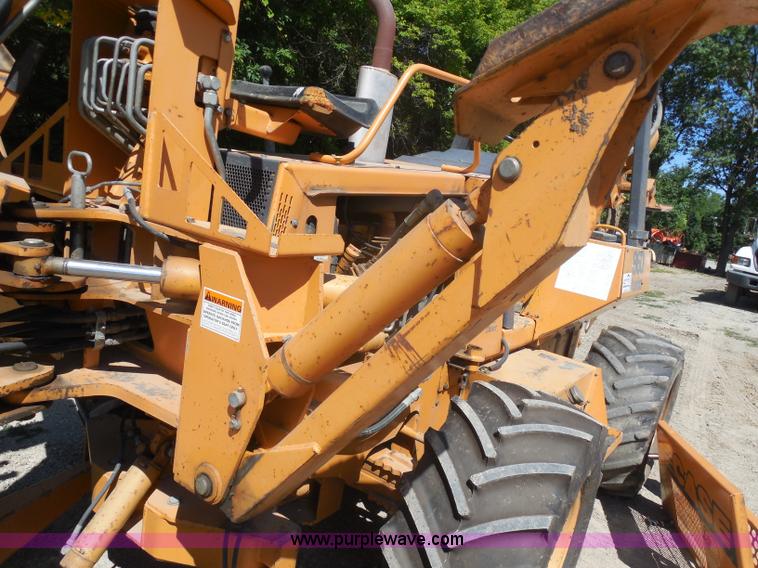 image for item G8976 2001 Case 860 Turbo plow