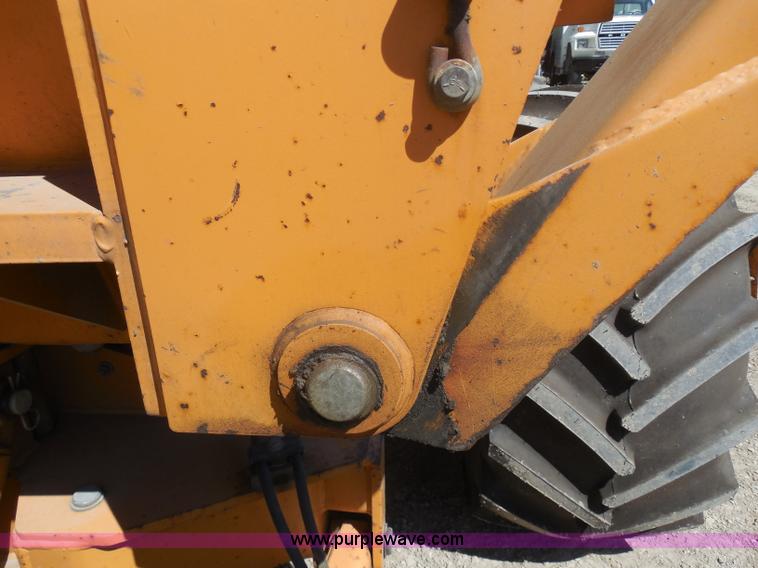 image for item G8976 2001 Case 860 Turbo plow