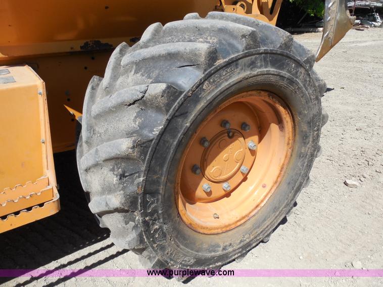 image for item G8976 2001 Case 860 Turbo plow