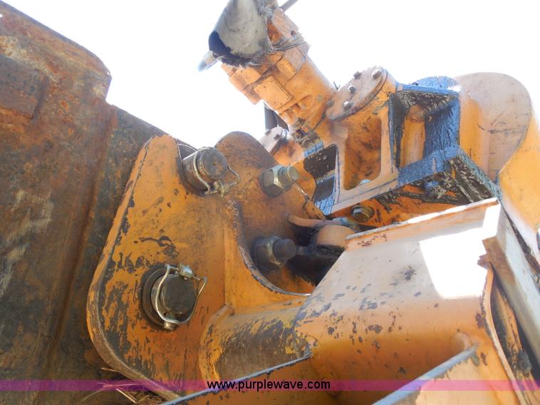 image for item G8976 2001 Case 860 Turbo plow