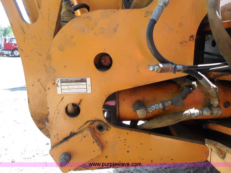 image for item G8976 2001 Case 860 Turbo plow