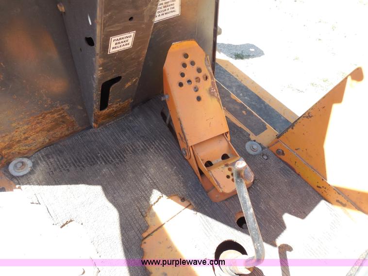 image for item G8976 2001 Case 860 Turbo plow