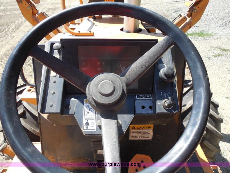 image for item G8976 2001 Case 860 Turbo plow