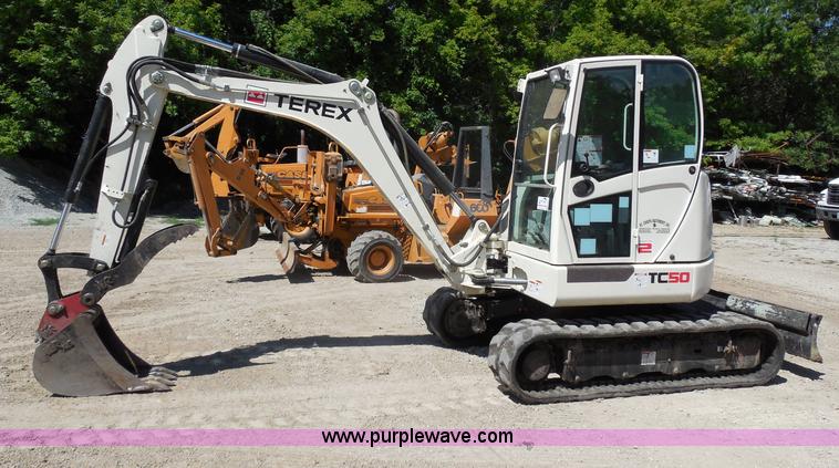 image for item G8977 2010 Terex TC50 compact excavator
