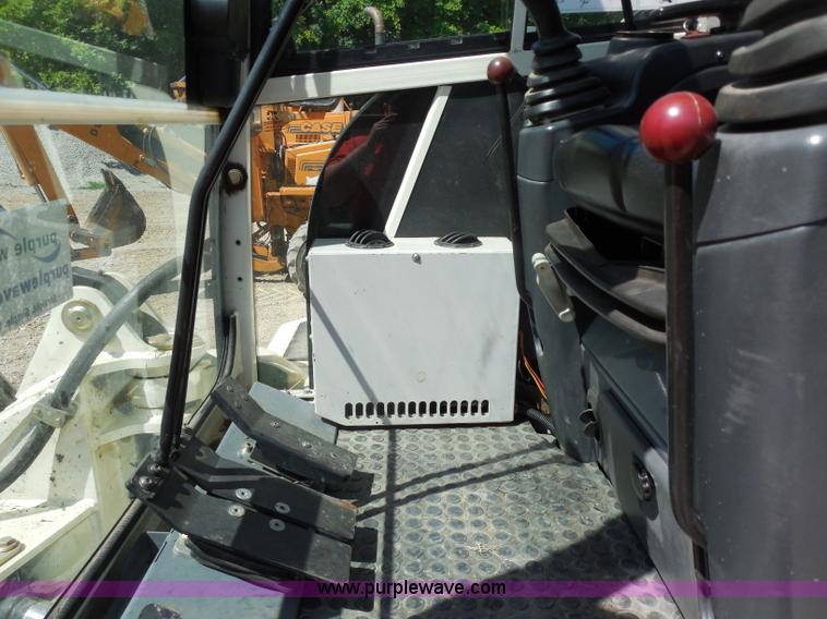 image for item G8977 2010 Terex TC50 compact excavator